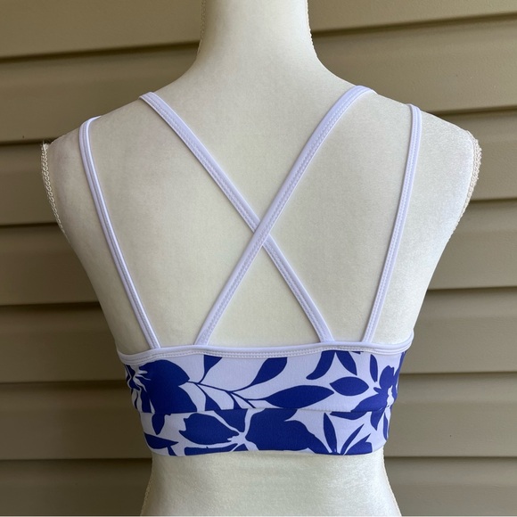 •Avia• Strappy Floral Sports Bra - Size Medium - Picture 5 of 6
